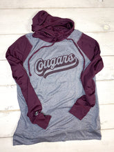 Load image into Gallery viewer, Womens Vintage Cougars Raglan
